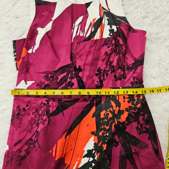 T Tahari Women's Purple & Red Floral Abstract Sleeveless Shift Dress. Size 8 - Picture 11 of 12